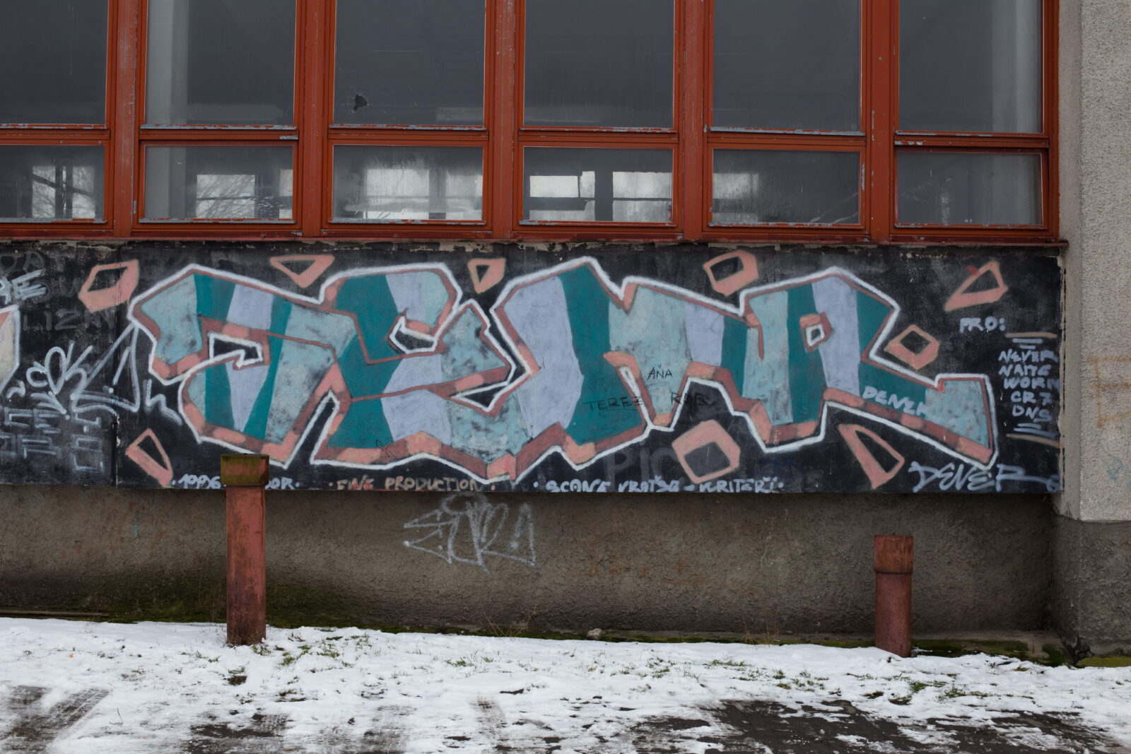 důkaz o sídlišti nad lužnicí sídliště sojčák tábor galerie kultura graffiti