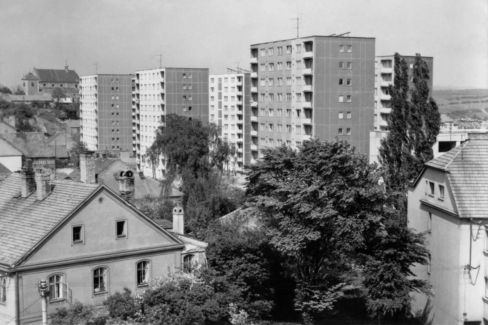 POHLEDOS Pohlednice Pohled Panelák Paneláky Sídliště Benešov